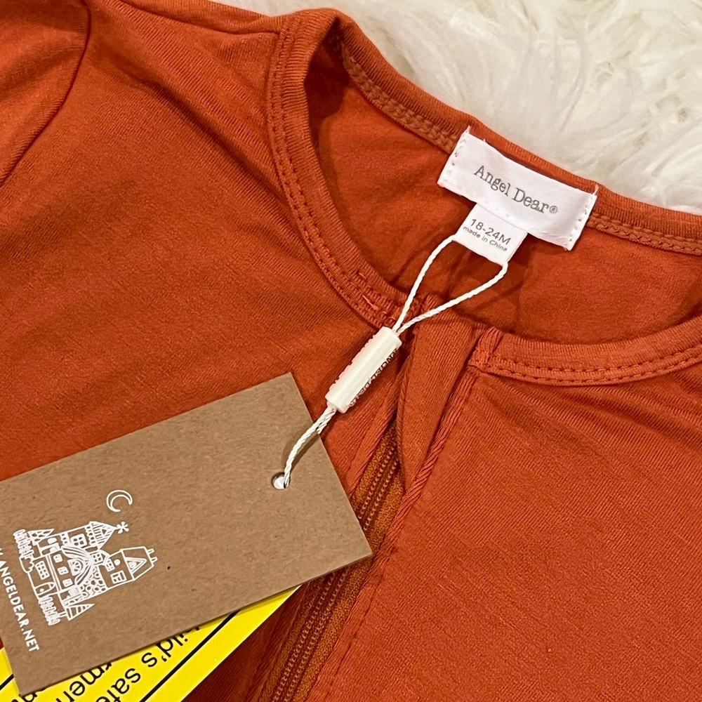 ⛔️SOLD⛔️ Angel dear NWT 18/24 sleeper footie - Picture 5 of 9